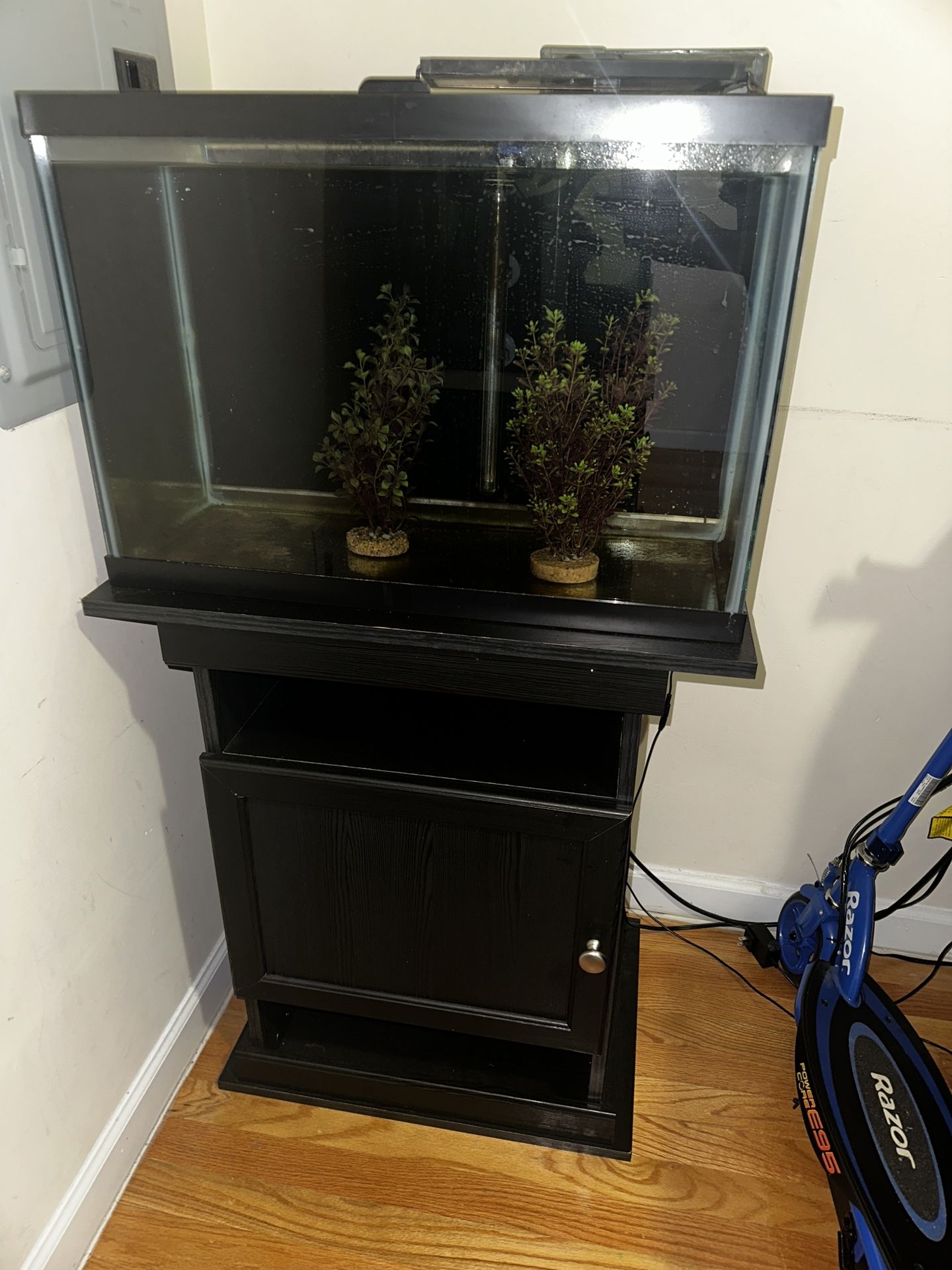 Fish Tank With Stand Led Light And Filter Included
