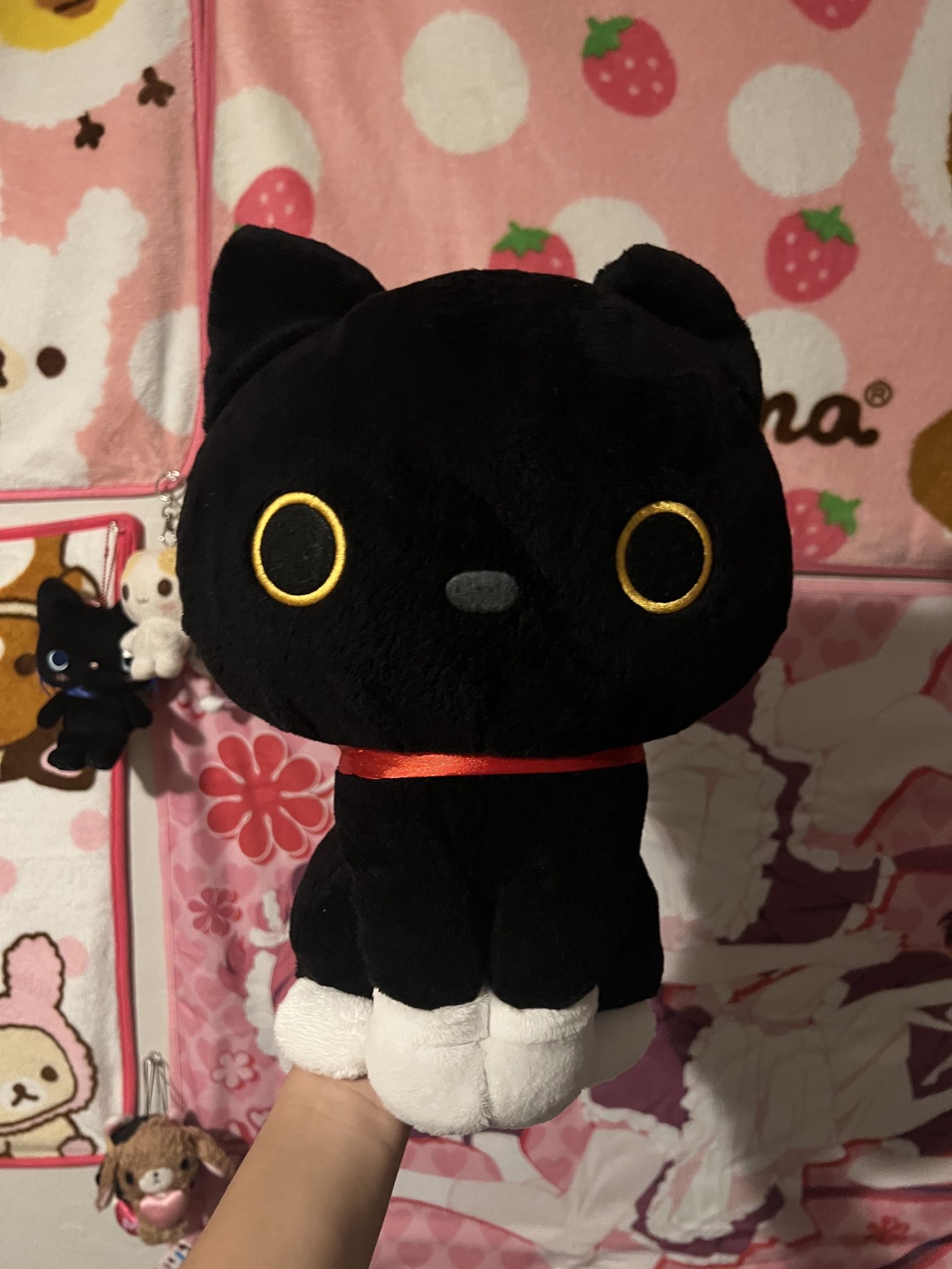 Kutusita Nyanko Plush 14"