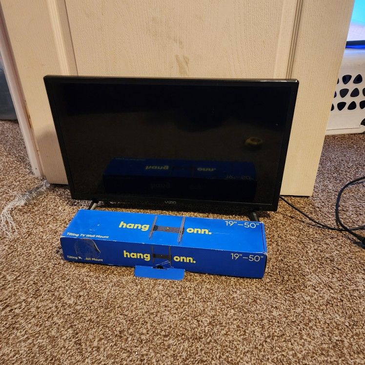 22x13 Vizo Tv W/wall Mount