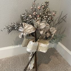 Elegant Decorative Floral Arrangement