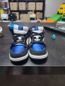 Nike Air Jordan 1 Mid SE Rivals Lakers RARE