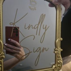 Kindly Sign Mirror