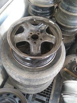 16 in stock wheels came off 2007 malibu $120 obo as is 3 tires are30 to40 %