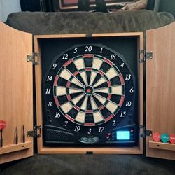 Halex  Dart Board With Darts & Instructions