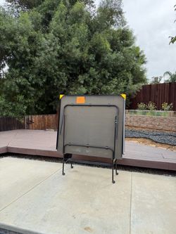 Portable ping pong table with net, paddles, balls