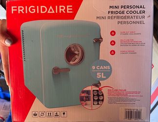 Mini fridge