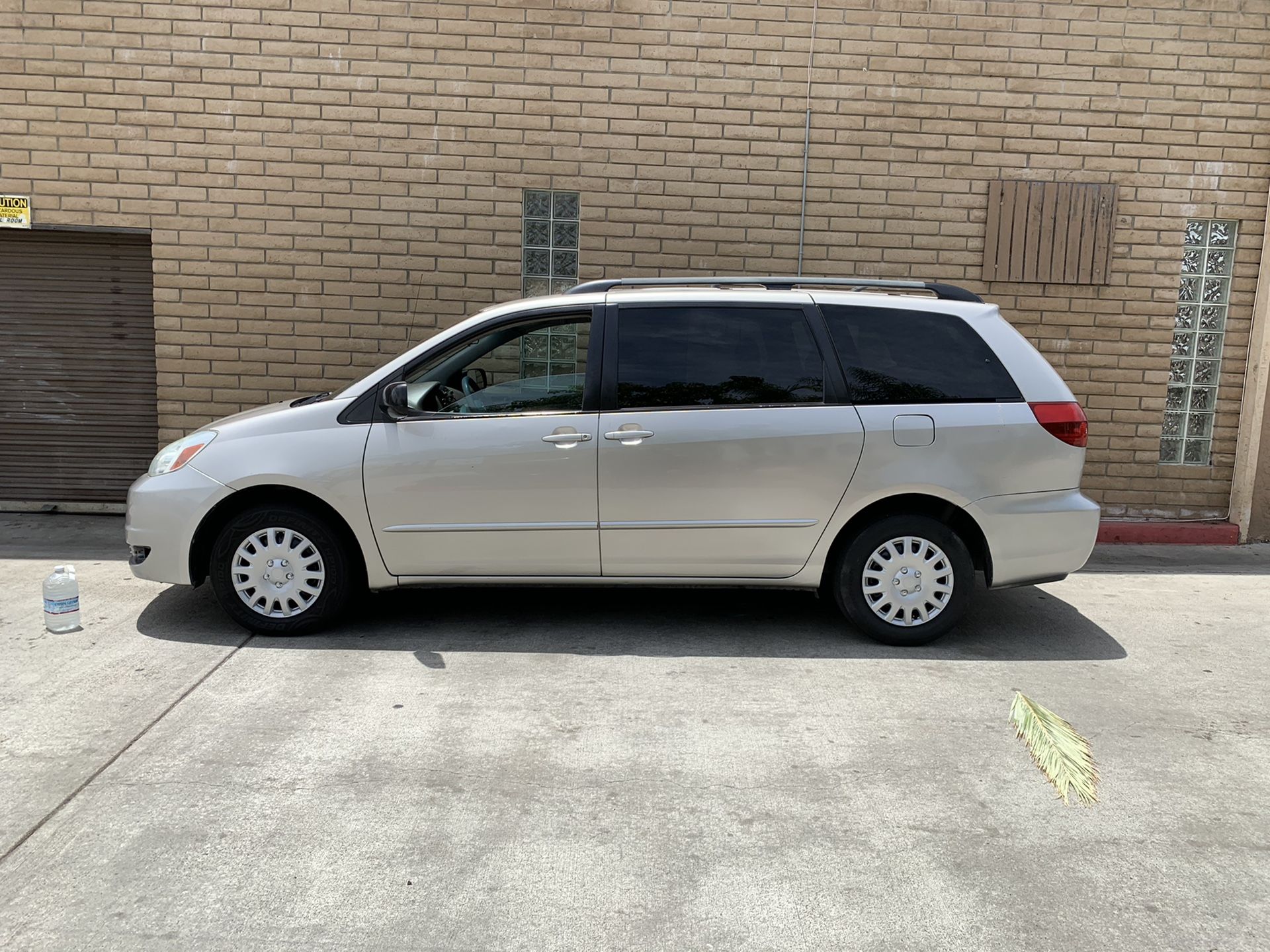 2005 Toyota Sienna