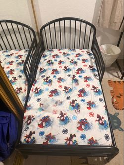 Toddler bed with mattress