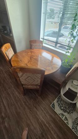 Round dining room table with 4 matching chairs