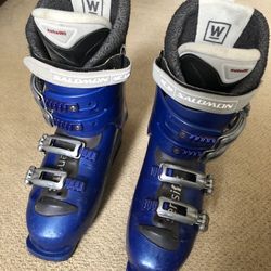 Women’s Salomon Performa Autofit Ski Boots