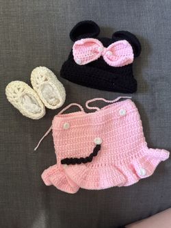 Newborn Minnie Mouse outfit