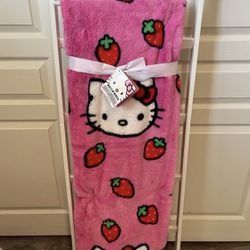 Viral Hello Kitty Strawberry Blanket 