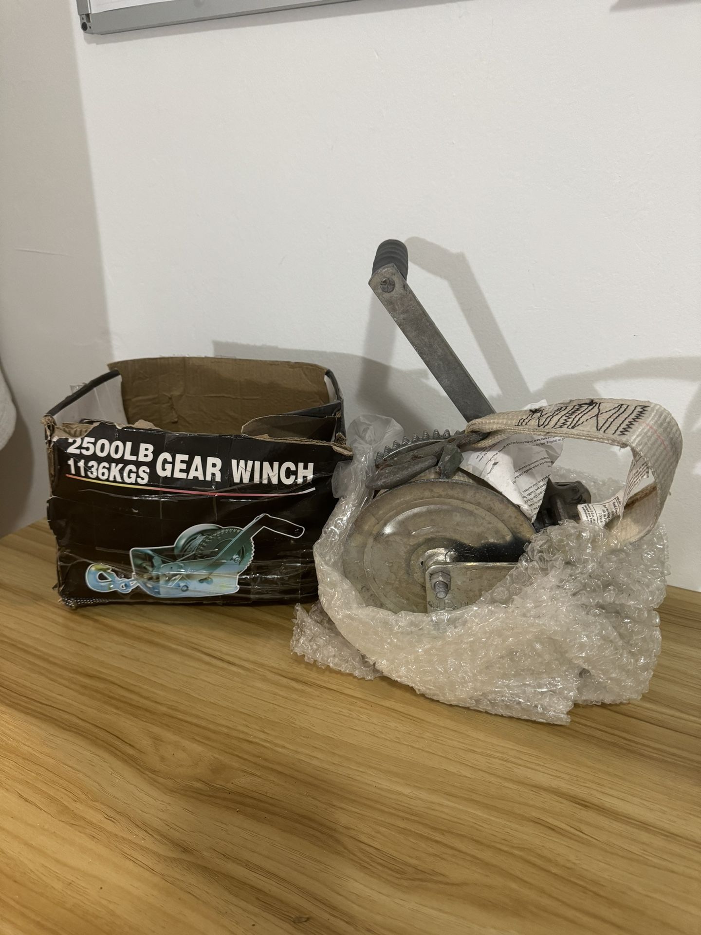 2500LB Gear Winch