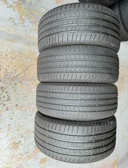 Set Of Two 245/40/21 and Two 275/35/21 Bridgestone Alenza 01 Runflats With 70-75% Left BMW Set Great Budget