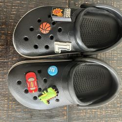 Crocs Black Color Size 10 Toddler 
