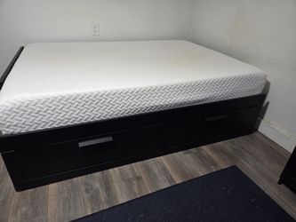 Room dresser