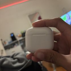 Airpods 4th Gen