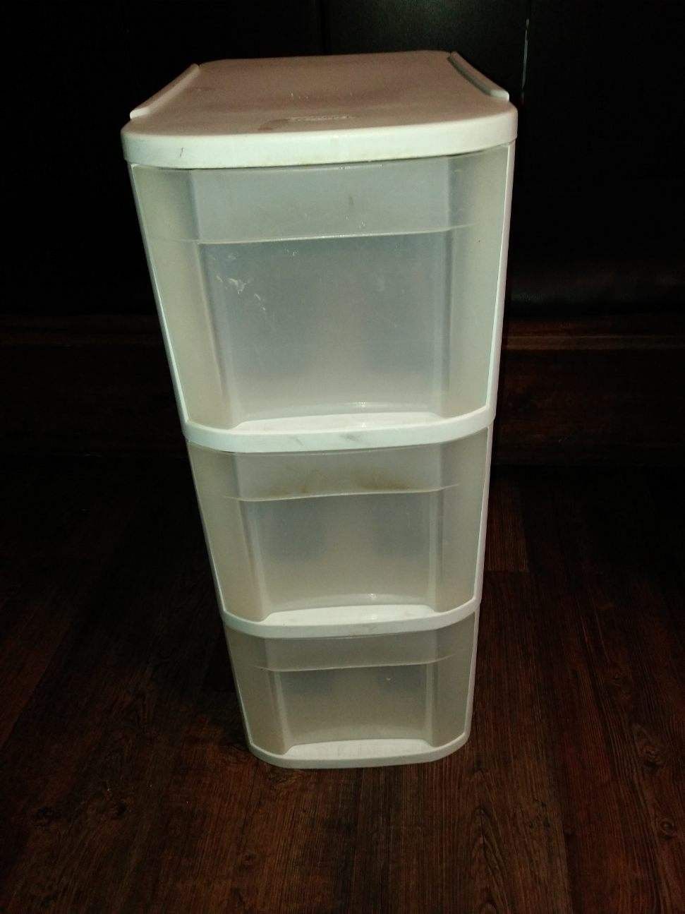 Plastic Container Stand / 3 Drawers