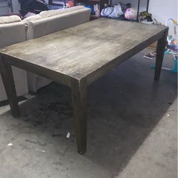 Adjustable Table 6-8