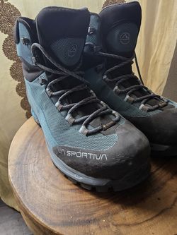 Brand new never worn La sportiva trango trk Ws GTX WOMEN 8.5