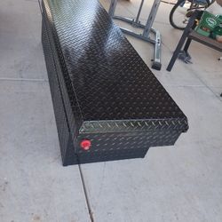 Weather Guard Toolbox.Grande Con Llave 