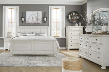 Ashley Robbinsdale King Bedroom Set – Like New!