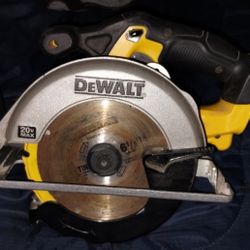 DeWalt CORDLESS CIRCULAR SAW