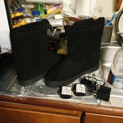 New Boots With Heater , Charger And Batteries $35