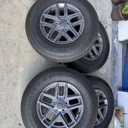 WHEELS OEM 17” STOCK JEEP WRANGLER