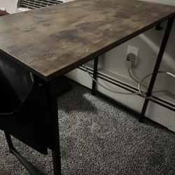 Lightweight desk