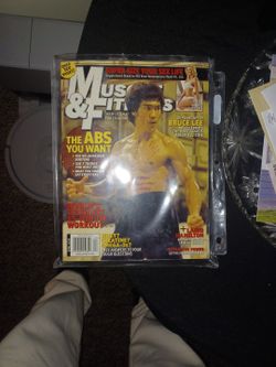 2009 Muscle and fitness magazine, Bruce Lee.
