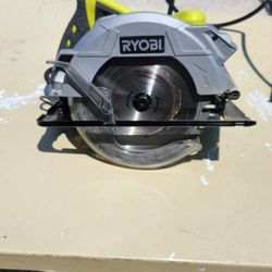 Ryobi 14 Amp 7-1/4 In Circular Saw With Laser 