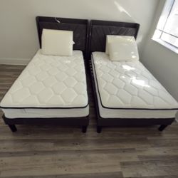 Two Single Beds, Frames