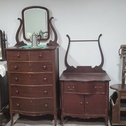 Estate Sale  ! Antiques 