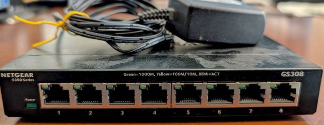 Netgear GS308 - 8 Port Gigabit Ethernet Unmanaged Switch