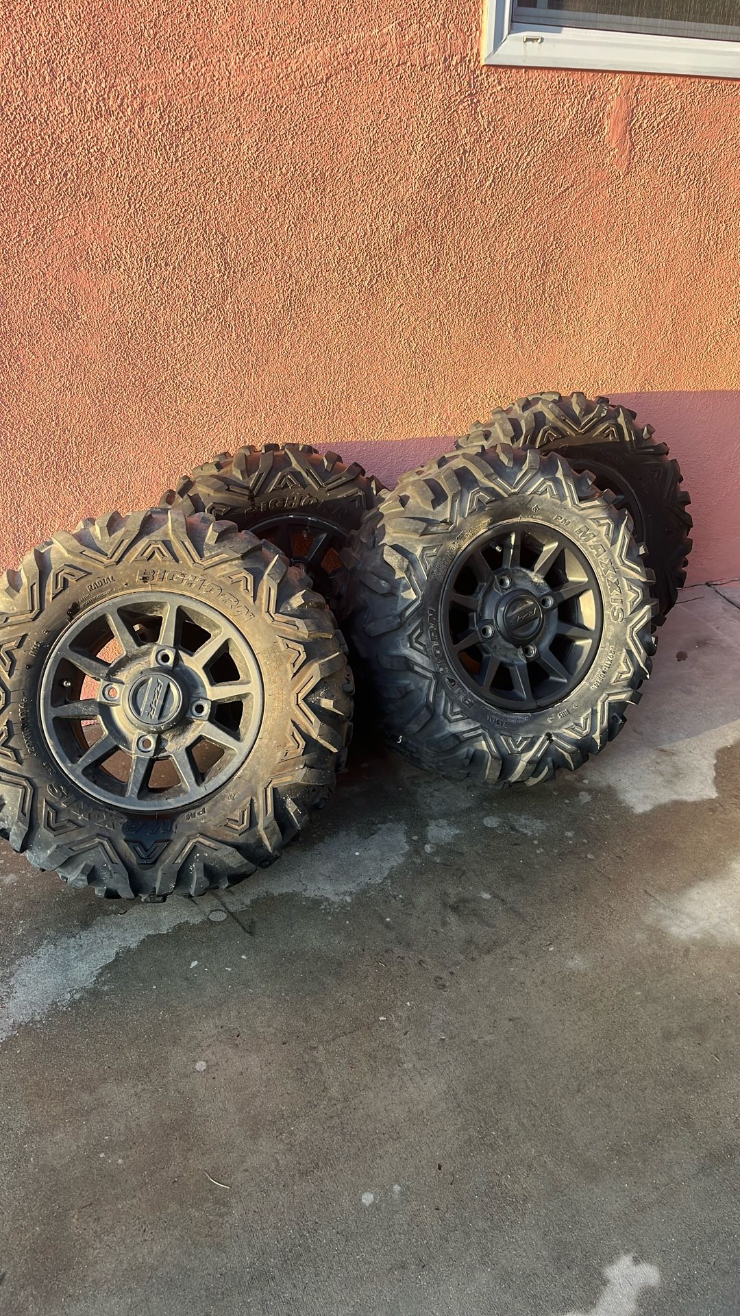 Polaris Razor Tires
