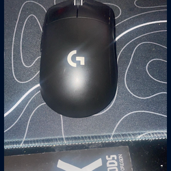 logitech light mouse