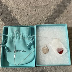 Return to Tiffany Red Double Heart Tag Pendant