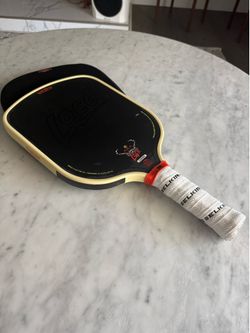 Bread & Butter Loco pickleball paddle