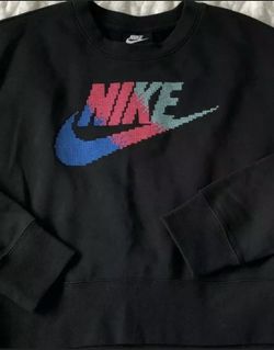 Nike  Standard Fit Women