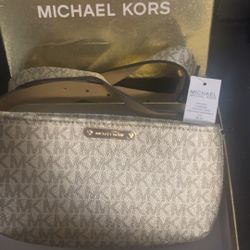 Michael Kors Logo Belt Bag