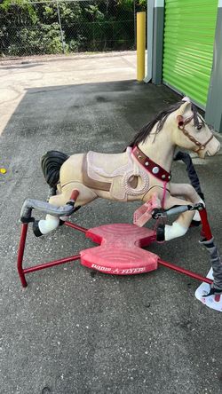 Radio flyer spring ride on horse