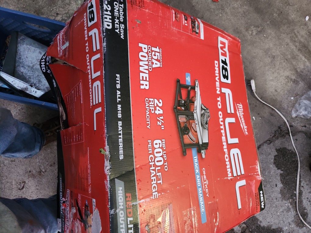 M18 FUEL ONE KEY 18 Volt Lithium Ion Brushless Cordless 8 1/4 in. Table Saw (Tool Only)