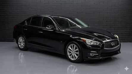 2015 INFINITI Q50