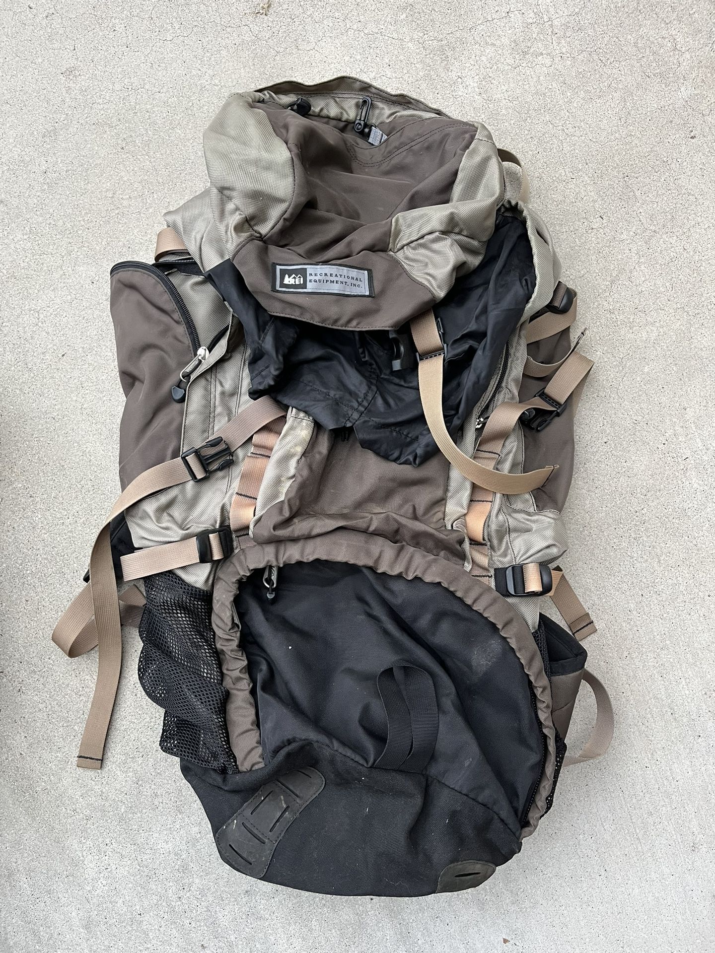 Used REI Morning Star Backpack - 65 L