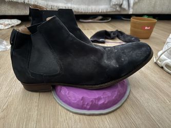 Men’s Suede Boots Size 12