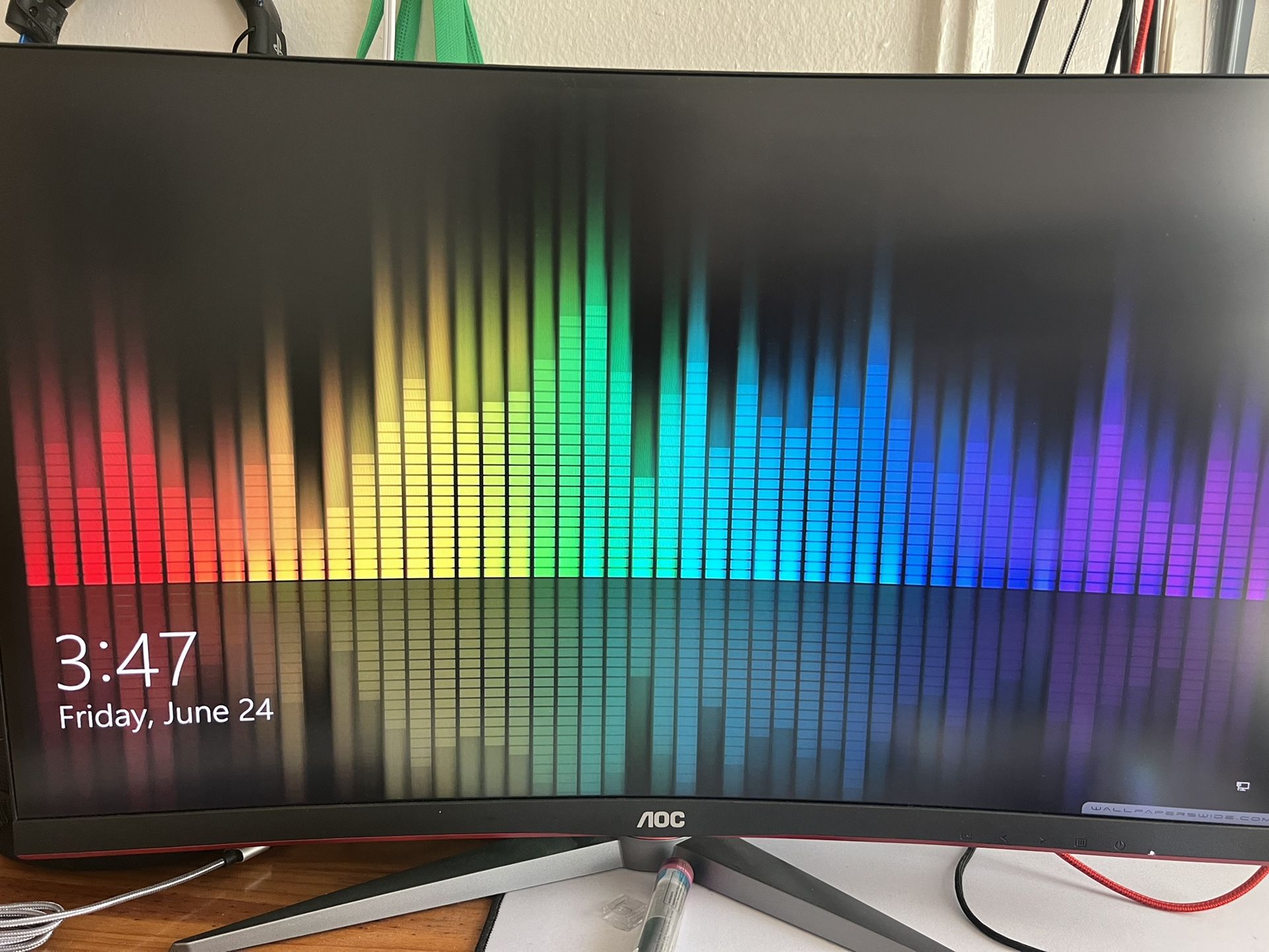 AOC CQ27G2 27-inch Super Curved QHD 2560x1440 WLED 144Hz 1ms Gaming Monitor
