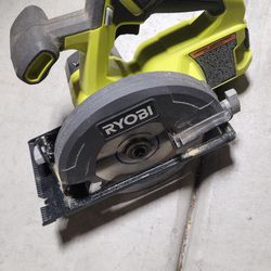 RYOBI
ONE+ 18V Cordless 5 1/2 in. Circular Saw (Tool Only)
