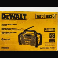 DEWALT 12-volt or 20-volt max Water Resistant Cordless Bluetooth Jobsite radio bluetooth adapter