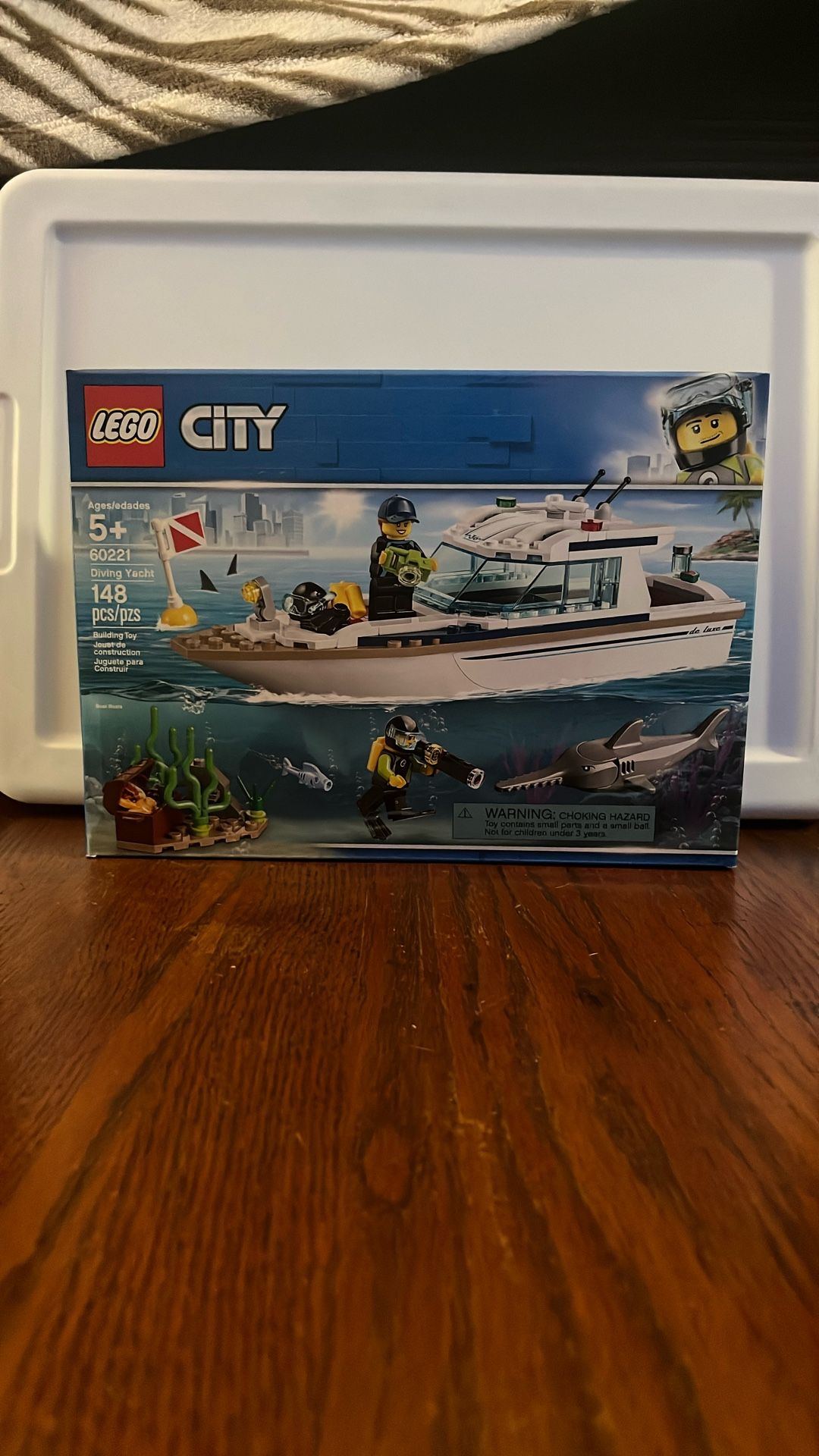 LEGO City Diving Yacht (60221)